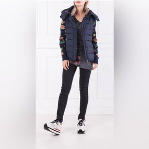 Desigual Padded Pia Jacket with Removable Sleeves